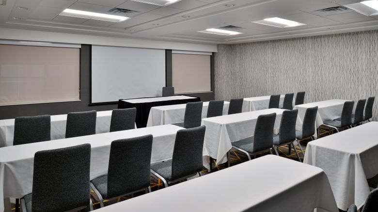 <b>Holiday Inn Hotel & Suites Conv Center Meeting</b>. Images powered by <a href="https://www.leonardoworldwide.com/" title="Leonardo Worldwide" target="_blank">Leonardo</a>.