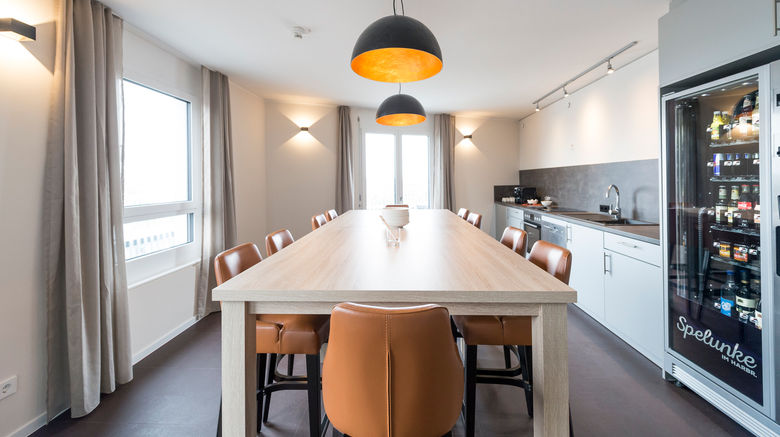 <b>HARBR.boardinghouse Ludwigsburg Room</b>. Images powered by <a href="https://www.leonardoworldwide.com/" title="Leonardo Worldwide" target="_blank">Leonardo</a>.