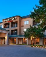 Courtyard by Marriott Legacy