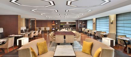 JW Marriott Hotel New Delhi Aerocity Lobby