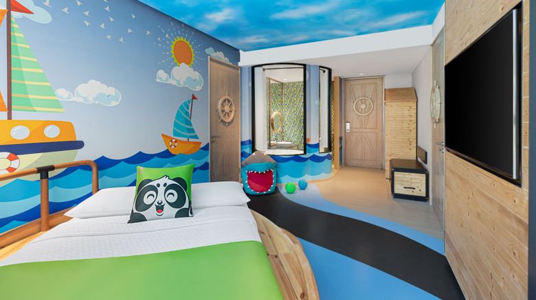<b>Four Points-Sheraton Phuket Beach Resort Suite</b>. Images powered by <a href="https://www.leonardoworldwide.com/" title="Leonardo Worldwide" target="_blank">Leonardo</a>.