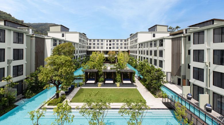 <b>Four Points-Sheraton Phuket Beach Resort Pool</b>. Images powered by <a href="https://www.leonardoworldwide.com/" title="Leonardo Worldwide" target="_blank">Leonardo</a>.