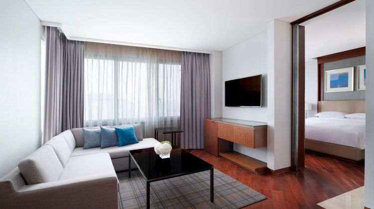 Courtyard by Marriott Seoul Times Square Suite