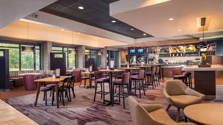 <b>Courtyard Dulles Airport Herndon/Reston Restaurant</b>. Images powered by <a href="https://www.leonardoworldwide.com/" title="Leonardo Worldwide" target="_blank">Leonardo</a>.