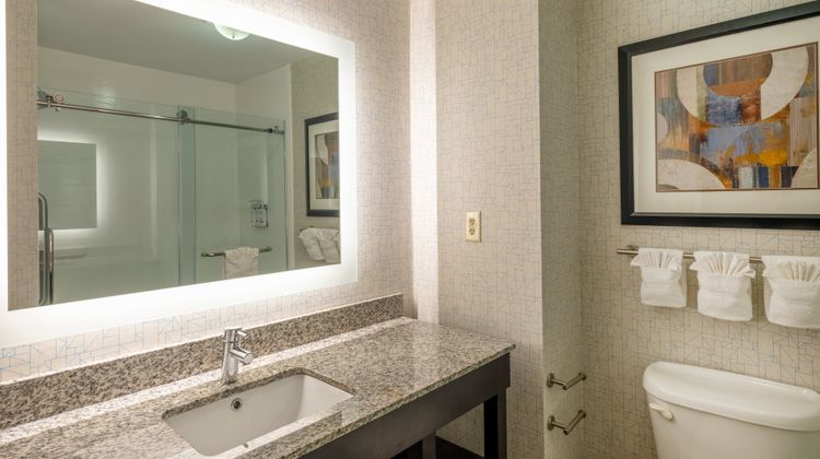 Holiday Inn Express Gas City Room