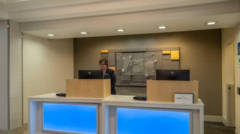 <b>Holiday Inn Express Gas City Lobby</b>. Images powered by <a href="https://www.leonardoworldwide.com/" title="Leonardo Worldwide" target="_blank">Leonardo</a>.