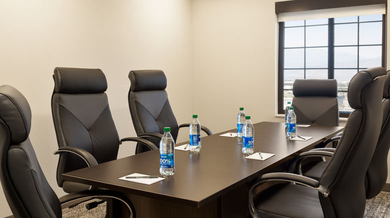 <b>Staybridge Suites NE-Powers Meeting</b>. Images powered by <a href="https://www.leonardoworldwide.com/" title="Leonardo Worldwide" target="_blank">Leonardo</a>.