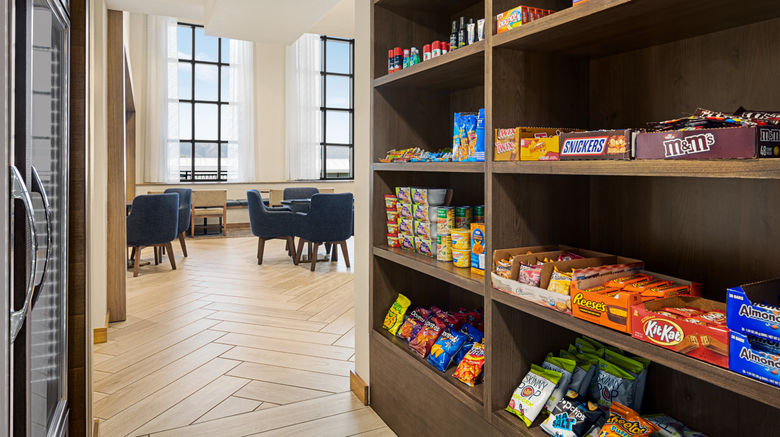 <b>Staybridge Suites NE-Powers Lobby</b>. Images powered by <a href="https://www.leonardoworldwide.com/" title="Leonardo Worldwide" target="_blank">Leonardo</a>.