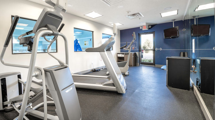 Holiday Inn Express Hotel & Suites South Health Club
