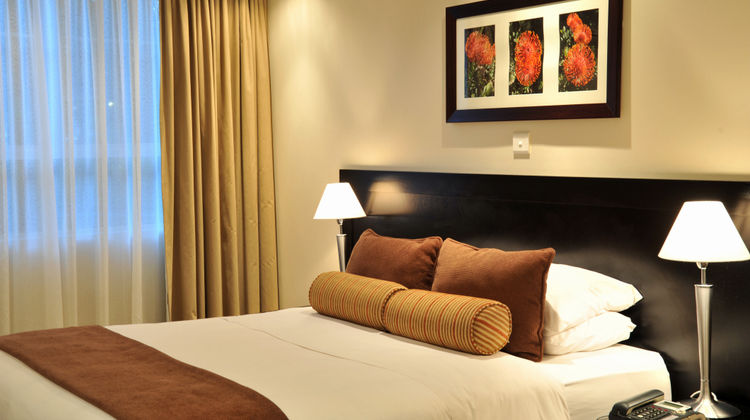 Cresta Lodge Room