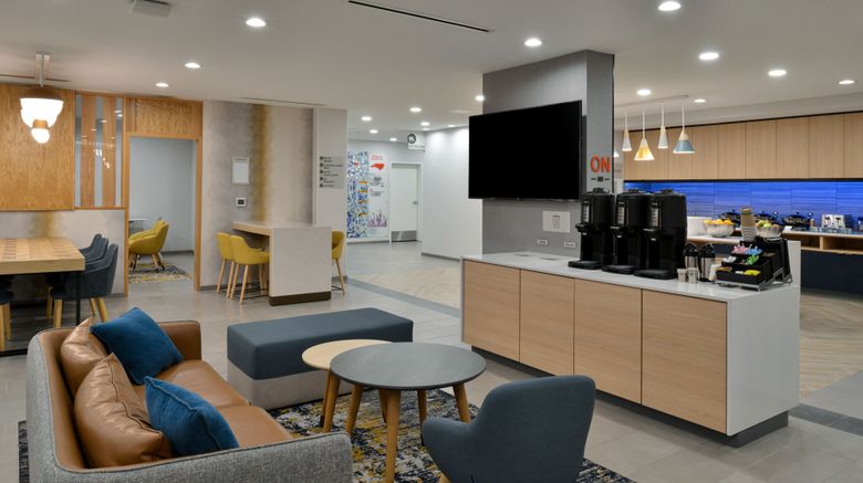 <b>TownePlace Suites Asheville Downtown Restaurant</b>. Images powered by <a href="https://www.leonardoworldwide.com/" title="Leonardo Worldwide" target="_blank">Leonardo</a>.
