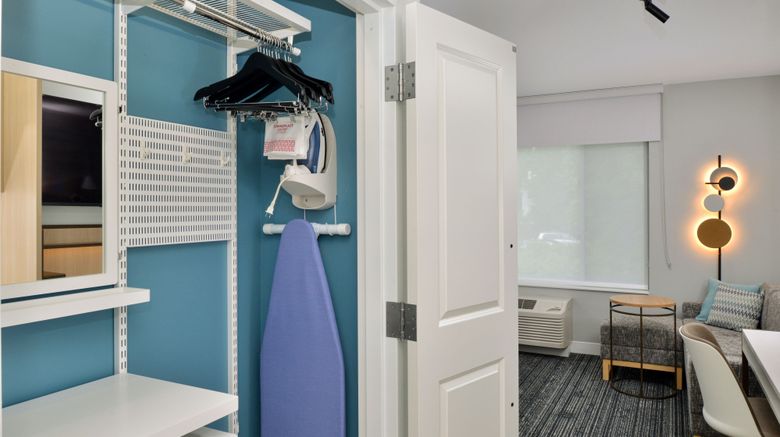 <b>TownePlace Suites Asheville Downtown Suite</b>. Images powered by <a href="https://www.leonardoworldwide.com/" title="Leonardo Worldwide" target="_blank">Leonardo</a>.