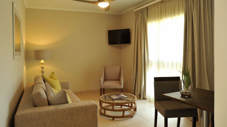 <b>Cresta Sprayview Hotel Suite</b>. Images powered by <a href="https://www.leonardoworldwide.com/" title="Leonardo Worldwide" target="_blank">Leonardo</a>.