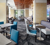 Holiday Inn Express Downtown Lobby