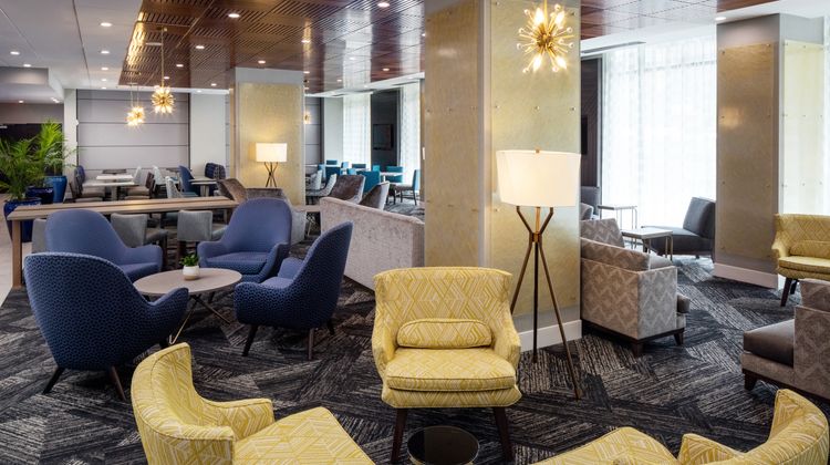 Holiday Inn Express Downtown Lobby
