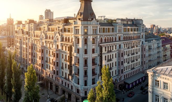 Premier Palace Hotel Exterior
