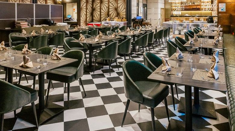 <b>Rosedale Hotel Hong Kong Restaurant</b>. Images powered by <a href="https://www.leonardoworldwide.com/" title="Leonardo Worldwide" target="_blank">Leonardo</a>.