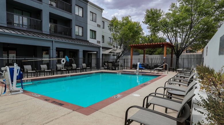 <b>Courtyard El Paso Airport Marriott Pool</b>. Images powered by <a href="https://www.leonardoworldwide.com/" title="Leonardo Worldwide" target="_blank">Leonardo</a>.
