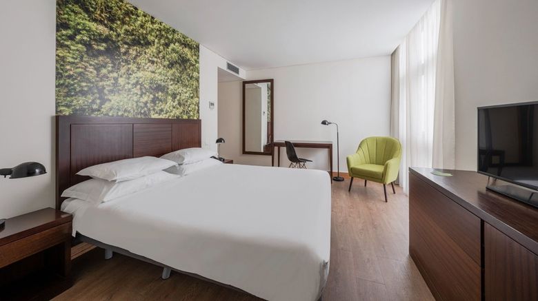 <b>Avenida Hotel Room</b>. Images powered by <a href="https://www.leonardoworldwide.com/" title="Leonardo Worldwide" target="_blank">Leonardo</a>.