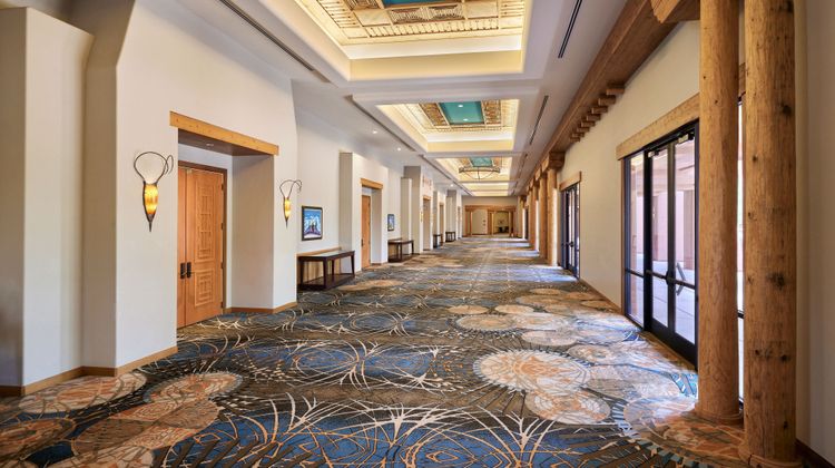 Sheraton Grand at Wild Horse Pass Meeting