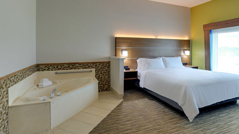 <b>Holiday Inn Express Campbellsville Suite</b>. Images powered by <a href="https://www.leonardoworldwide.com/" title="Leonardo Worldwide" target="_blank">Leonardo</a>.