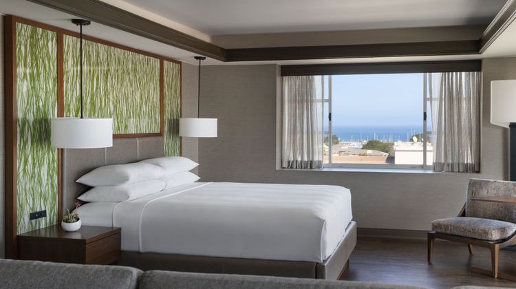 Monterey Marriott Suite