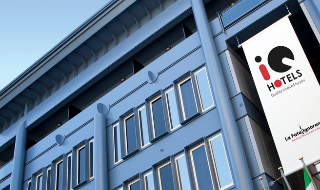 iQ Hotel Roma Exterior