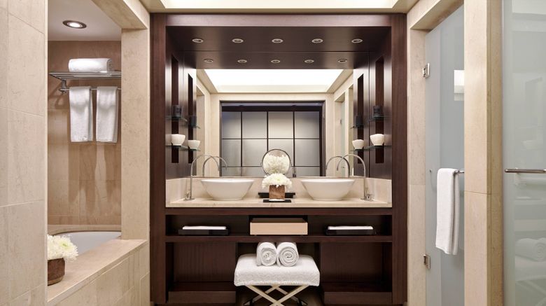 <b>Hotel Arts Barcelona Room</b>. Images powered by <a href=https://www.travelagewest.com/Hotels/Barcelona/