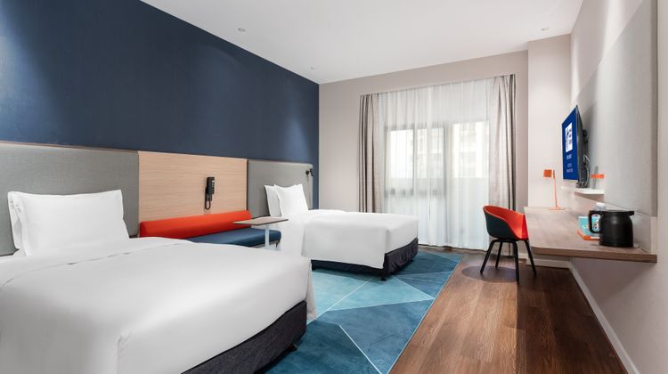 Holiday Inn Express University Tech City Room