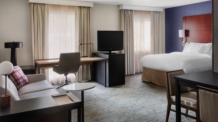 Residence Inn Philadelphia Willow Grove Suite