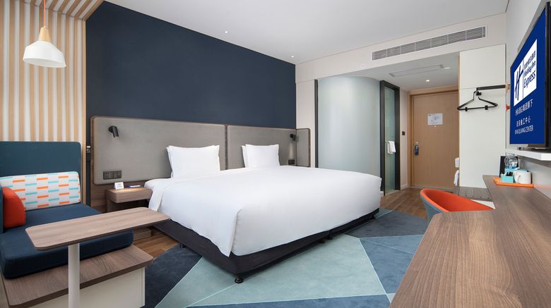 <b>Holiday Inn Express Xi'an Quijang Center Room</b>. Images powered by <a href="https://www.leonardoworldwide.com/" title="Leonardo Worldwide" target="_blank">Leonardo</a>.