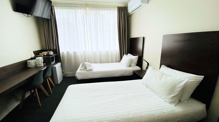 Nowra Motor Inn Room