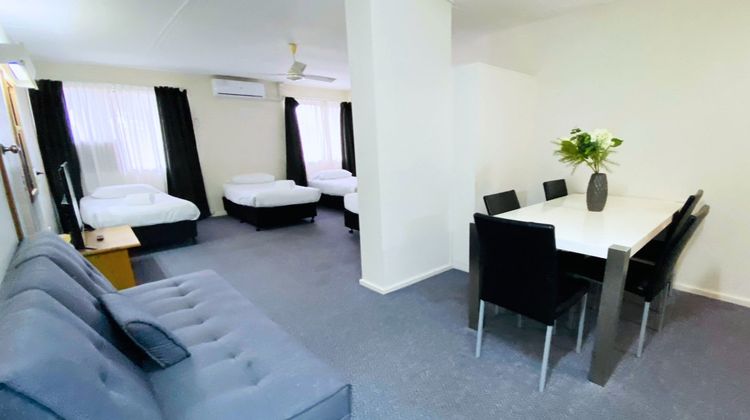 Nowra Motor Inn Room