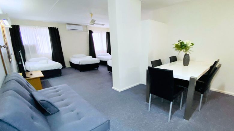 <b>Nowra Motor Inn Room</b>. Images powered by <a href="https://www.leonardoworldwide.com/" title="Leonardo Worldwide" target="_blank">Leonardo</a>.