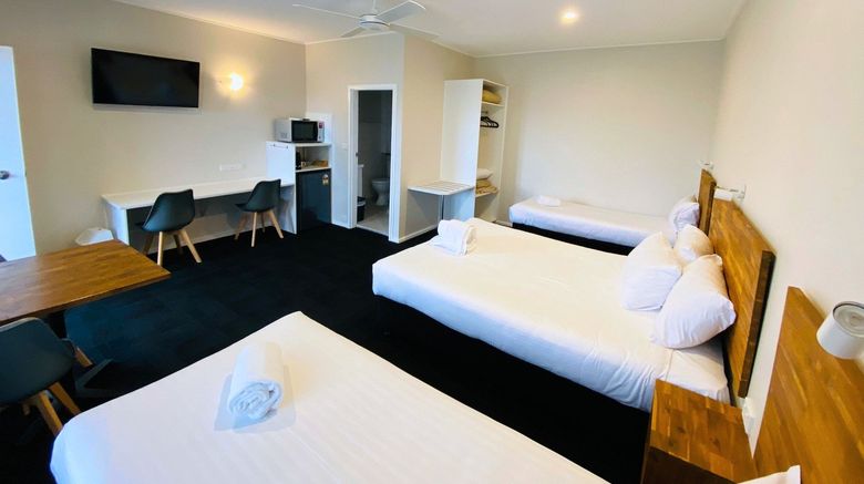 <b>Nowra Motor Inn Room</b>. Images powered by <a href="https://www.leonardoworldwide.com/" title="Leonardo Worldwide" target="_blank">Leonardo</a>.