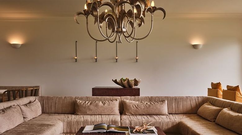 <b>Lindenwarrah Hotel Lobby</b>. Images powered by <a href="https://www.leonardoworldwide.com/" title="Leonardo Worldwide" target="_blank">Leonardo</a>.