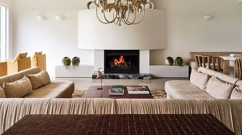 <b>Lindenwarrah Hotel Lobby</b>. Images powered by <a href="https://www.leonardoworldwide.com/" title="Leonardo Worldwide" target="_blank">Leonardo</a>.