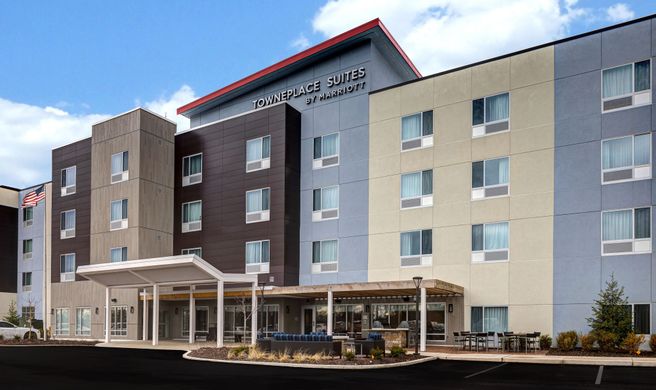 TownePlace Suites Monroe Exterior
