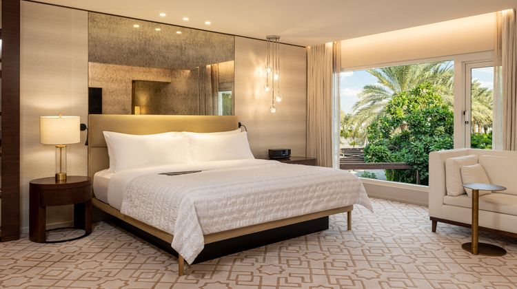 Le Meridien Dubai Hotel & Conference Ctr Suite