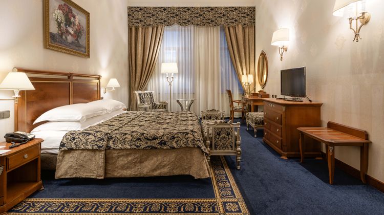 Premier Palace Hotel Suite