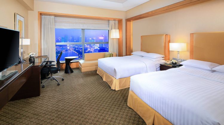 Ningbo Marriott Hotel Room