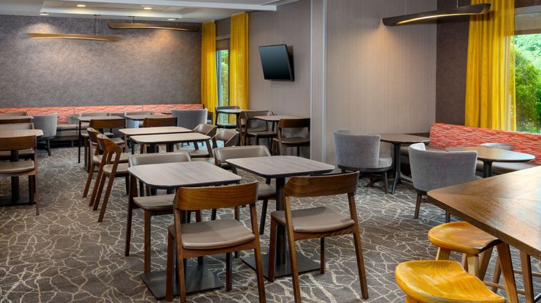 <b>SpringHill Suites by Marriott Asheville Restaurant</b>. Images powered by <a href="https://www.leonardoworldwide.com/" title="Leonardo Worldwide" target="_blank">Leonardo</a>.