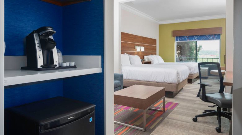 <b>Holiday Inn Express Hotel & Suites-West Room</b>. Images powered by <a href="https://www.leonardoworldwide.com/" title="Leonardo Worldwide" target="_blank">Leonardo</a>.