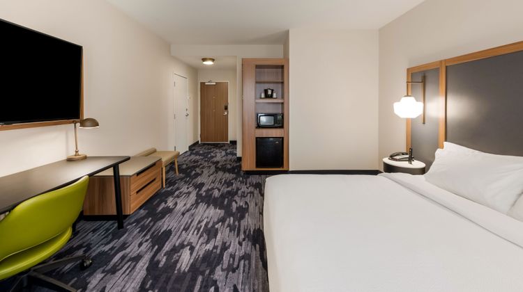 Fairfield Inn Columbus/Canal Winchester Room
