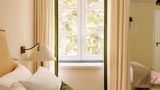 <b>Hotel Das Amoreiras Lobby</b>. Images powered by <a href="https://www.leonardoworldwide.com/" title="Leonardo Worldwide" target="_blank">Leonardo</a>.