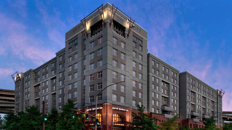 Residence Inn Portland Riverplace Exterior