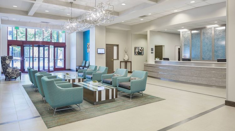 Residence Inn Portland Riverplace Lobby