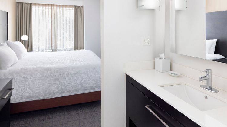 Residence Inn Downtown at Capitol Park Room