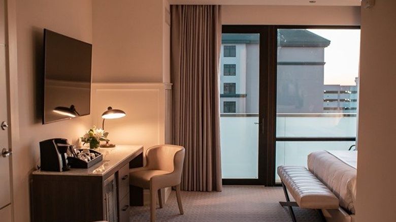 <b>The Kindler Hotel Room</b>. Images powered by <a href="https://www.leonardoworldwide.com/" title="Leonardo Worldwide" target="_blank">Leonardo</a>.