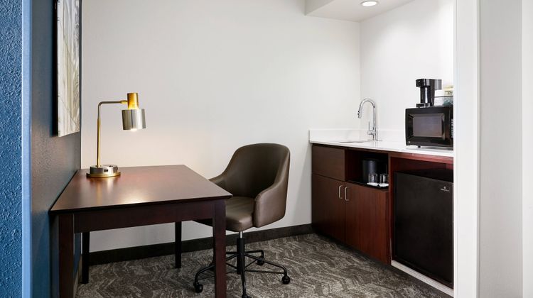 SpringHill Suites Richmond Virginia Suite
